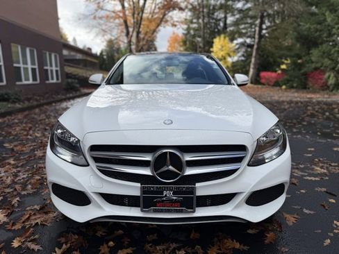 Used 2015 Mercedes-Benz C 300 Sedan image 2