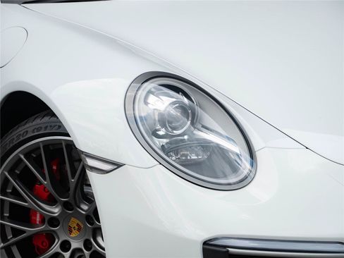 Certified 2017 Porsche 911 Carrera 4S AWD/4WD image 27