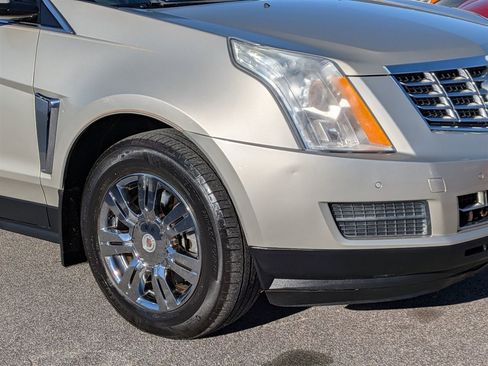 Used 2015 Cadillac SRX Luxury w/ Driver Awareness Package image 9
