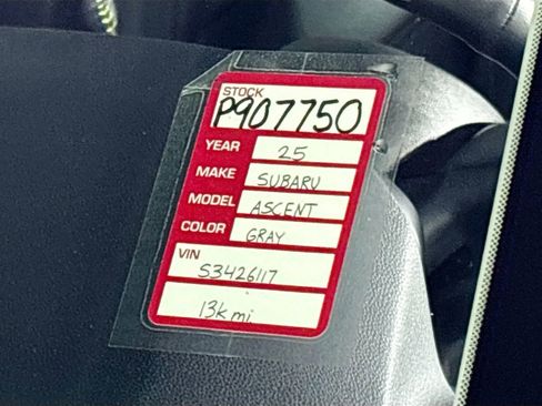 Used 2025 Subaru Ascent Onyx Edition w/ Onyx Package image 24