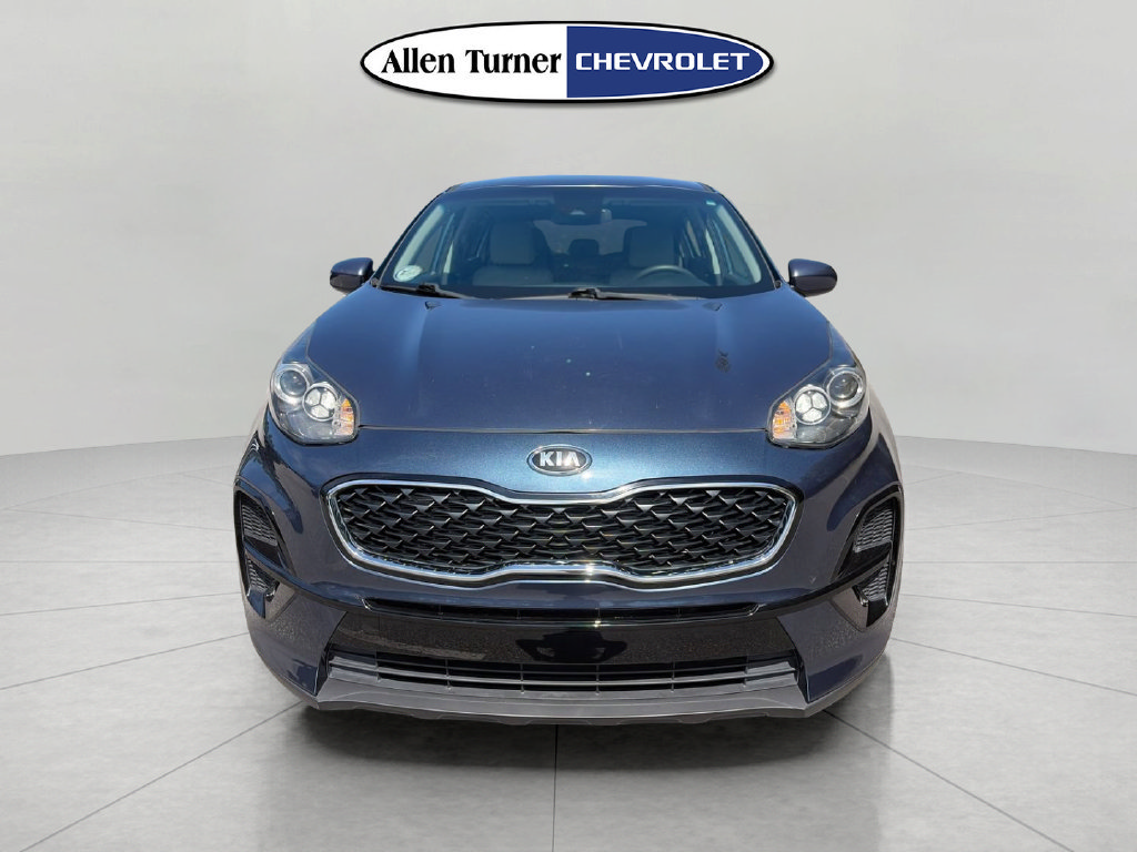 Used 2022 Kia Sportage LX FWD image 2