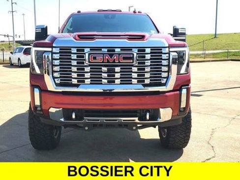 Used 2024 GMC Sierra 2500 Denali w/ Denali Reserve Package image 16
