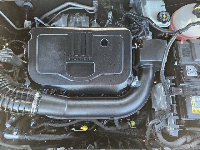 Used 2025 Chevrolet Blazer LT FWD image 30