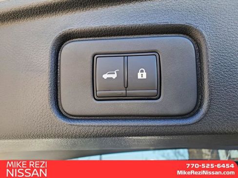 New 2026 Nissan Pathfinder Platinum w/ Cargo Package FWD image 5