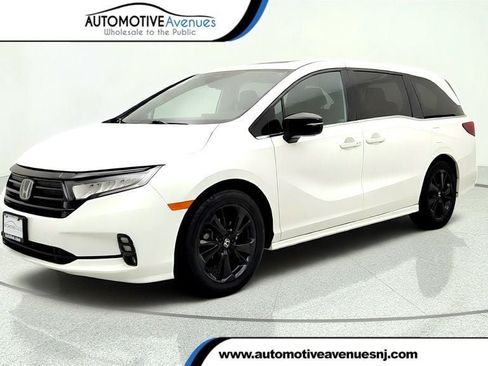 Used 2023 Honda Odyssey Sport image 1