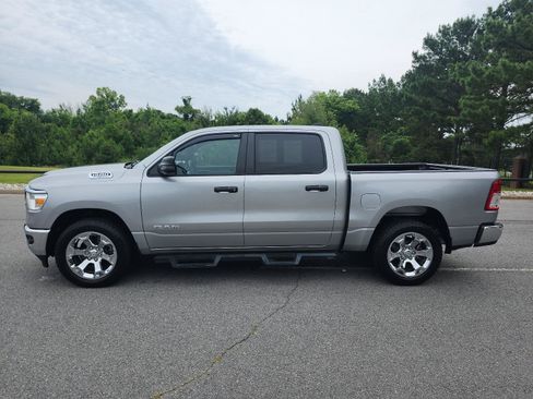Used 2024 RAM 1500 Big Horn AWD/4WD image 2