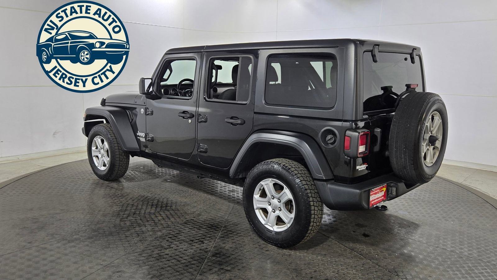 Used 2021 Jeep Wrangler Unlimited Sport AWD/4WD image 5