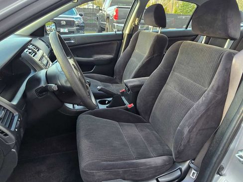 Used 2003 Honda Accord LX image 21