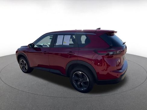 Used 2025 Nissan Rogue SV FWD image 9