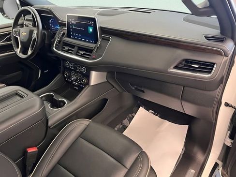 Certified 2023 Chevrolet Suburban Premier image 18