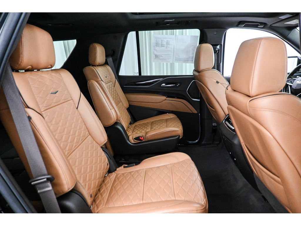 Used 2021 Cadillac Escalade Sport w/ Driver Assist Tech Package AWD/4WD image 20