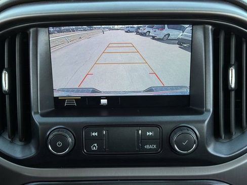 Used 2022 GMC Canyon AT4 image 19