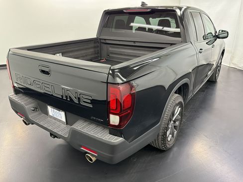 Certified 2024 Honda Ridgeline Sport image 9