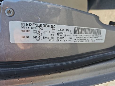 Used 2013 Dodge Grand Caravan American Value Package FWD image 16