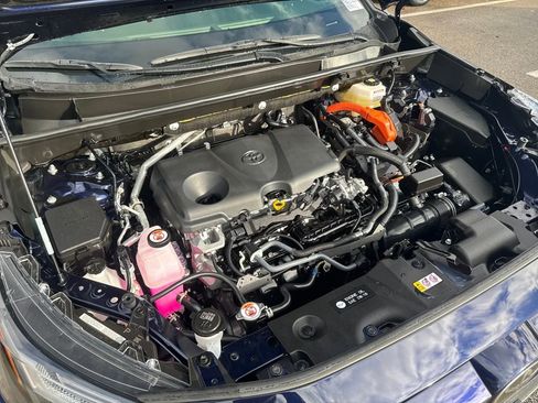 Used 2025 Toyota RAV4 Limited image 46