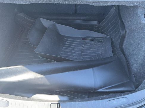 Used 2016 Chevrolet Impala LT w/ Leather Package FWD image 13