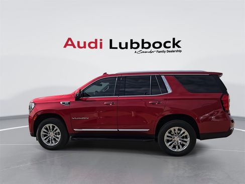 Used 2023 GMC Yukon SLT w/ SLT Premium Package image 6