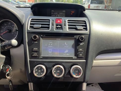 Used 2017 Subaru Forester 2.5i AWD/4WD image 19