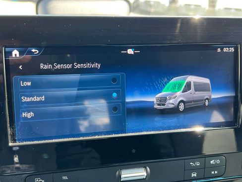 Used 2026 Mercedes-Benz Sprinter 2500 image 38