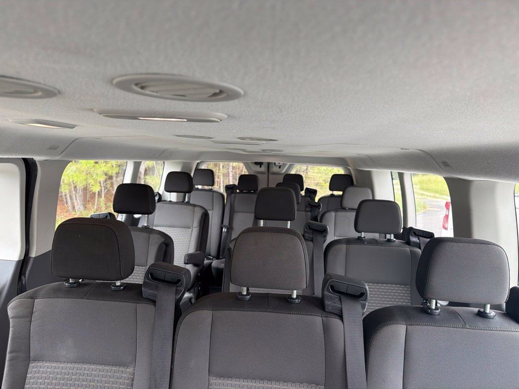 Used 2023 Ford Transit 350 XLT RWD image 11