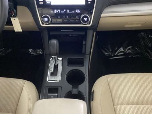Used 2019 Subaru Outback 2.5i Premium image 21