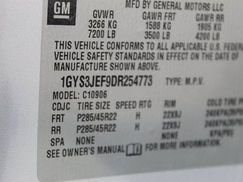 Used 2013 Cadillac Escalade ESV Premium image 19