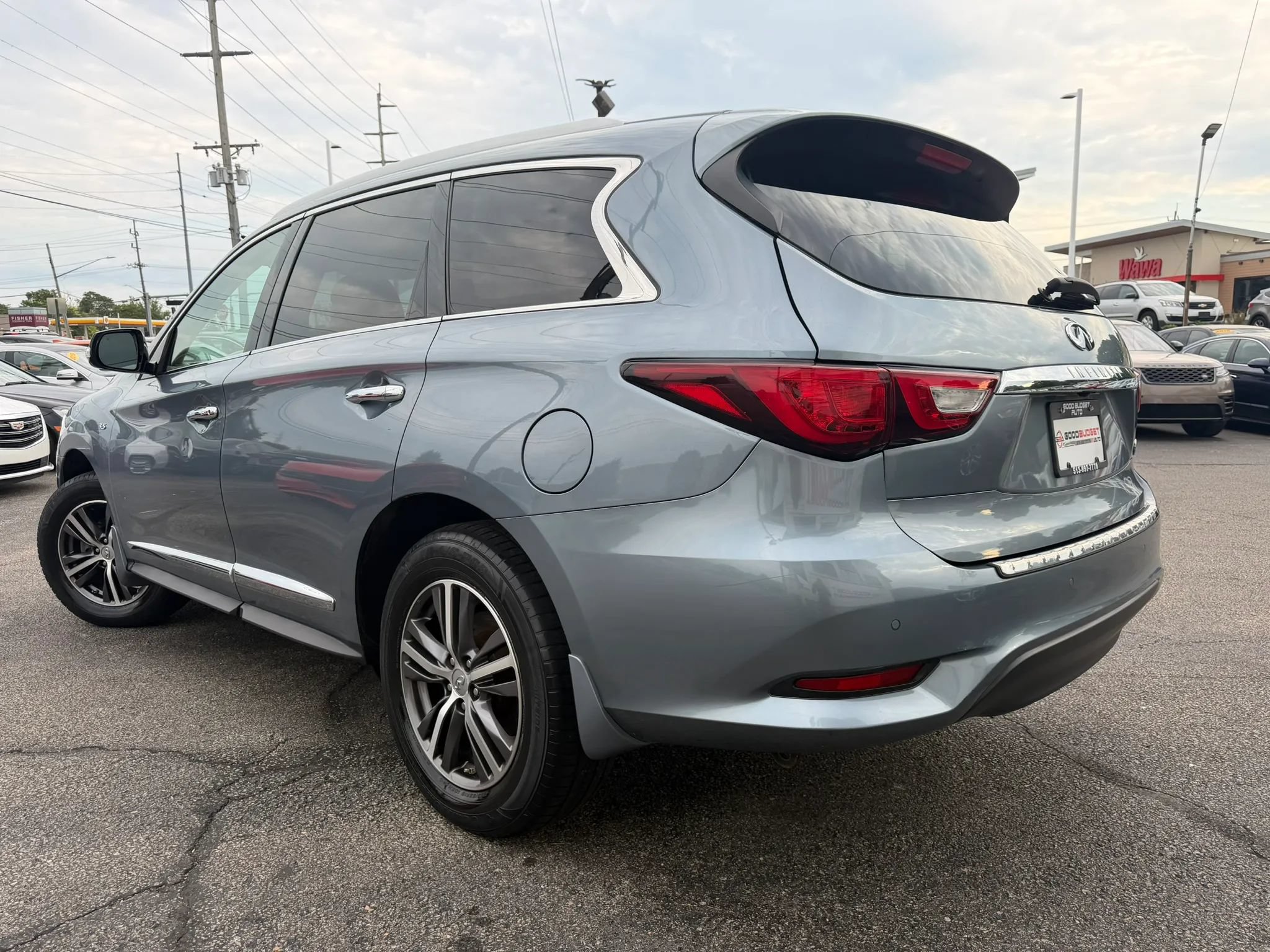 Used 2017 INFINITI QX60 Luxe w/ Premium Plus Package AWD/4WD image 10
