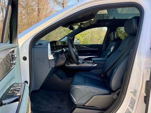 New 2025 Cadillac Escalade IQ Luxury 2 image 22