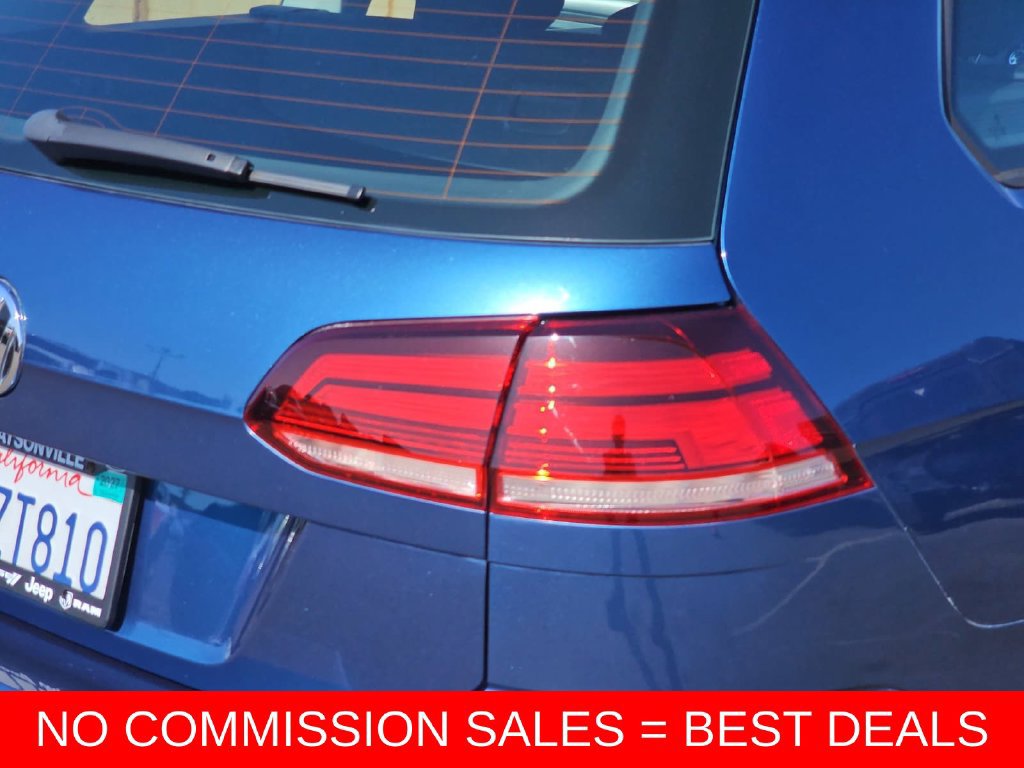 Used 2019 Volkswagen Golf S w/ Driver Assistance Package FWD image 39