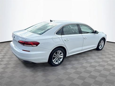 Used 2020 Volkswagen Passat 2.0T SE image 6