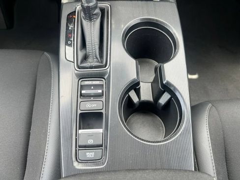 Used 2024 Honda Civic Sport image 17