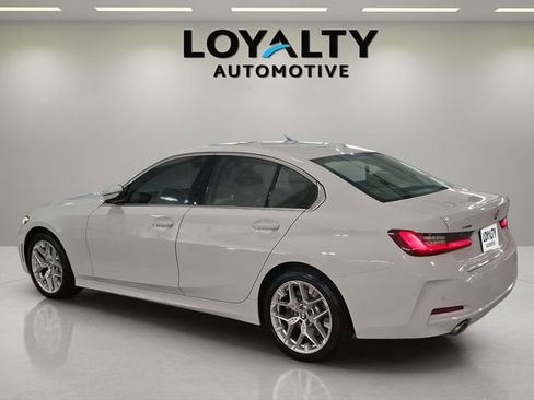 Used 2025 BMW 330i xDrive Sedan AWD/4WD image 3