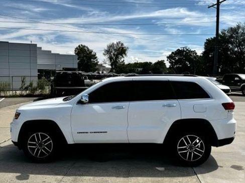 Used 2021 Jeep Grand Cherokee Limited w/ Premium Lighting Group AWD/4WD image 8