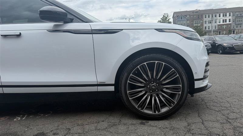 Used 2019 Land Rover Range Rover Velar R-Dynamic HSE AWD/4WD image 5