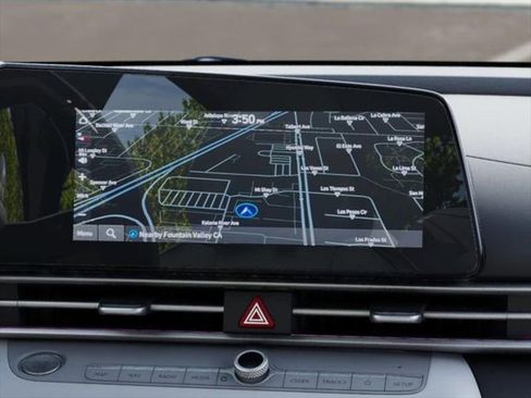 New 2026 Hyundai Elantra Limited FWD image 13