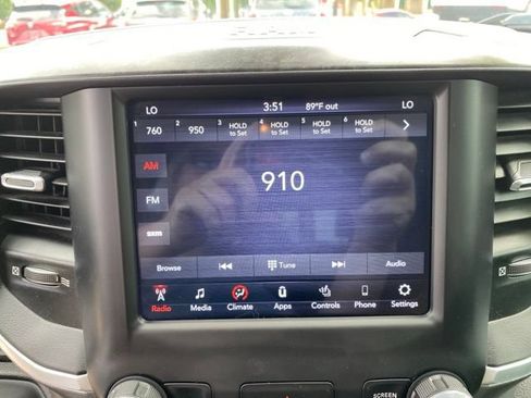 Used 2020 RAM 1500 Big Horn AWD/4WD image 25