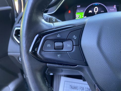Used 2023 Chevrolet Bolt EUV LT w/ Comfort Package FWD image 19