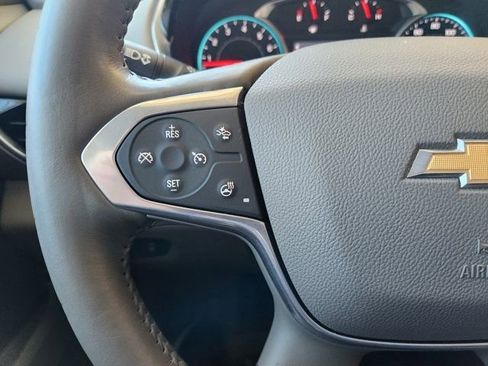 Used 2020 Chevrolet Traverse LT image 29