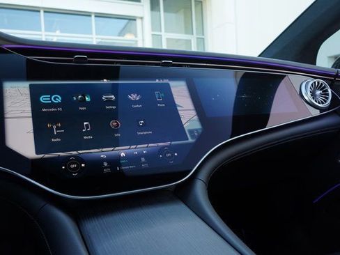 Used 2024 Mercedes-Benz EQS 450+ 4MATIC Sedan image 22