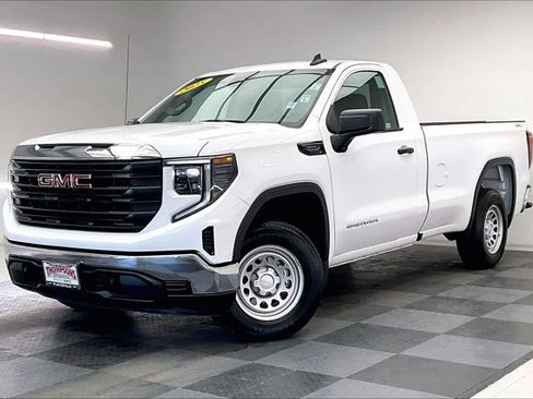 Used 2025 GMC Sierra 1500 Pro w/ Pro Value Package image 12
