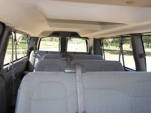 Used 2020 Chevrolet Express 3500 LT w/ LT Preferred Equipment Group RWD image 14