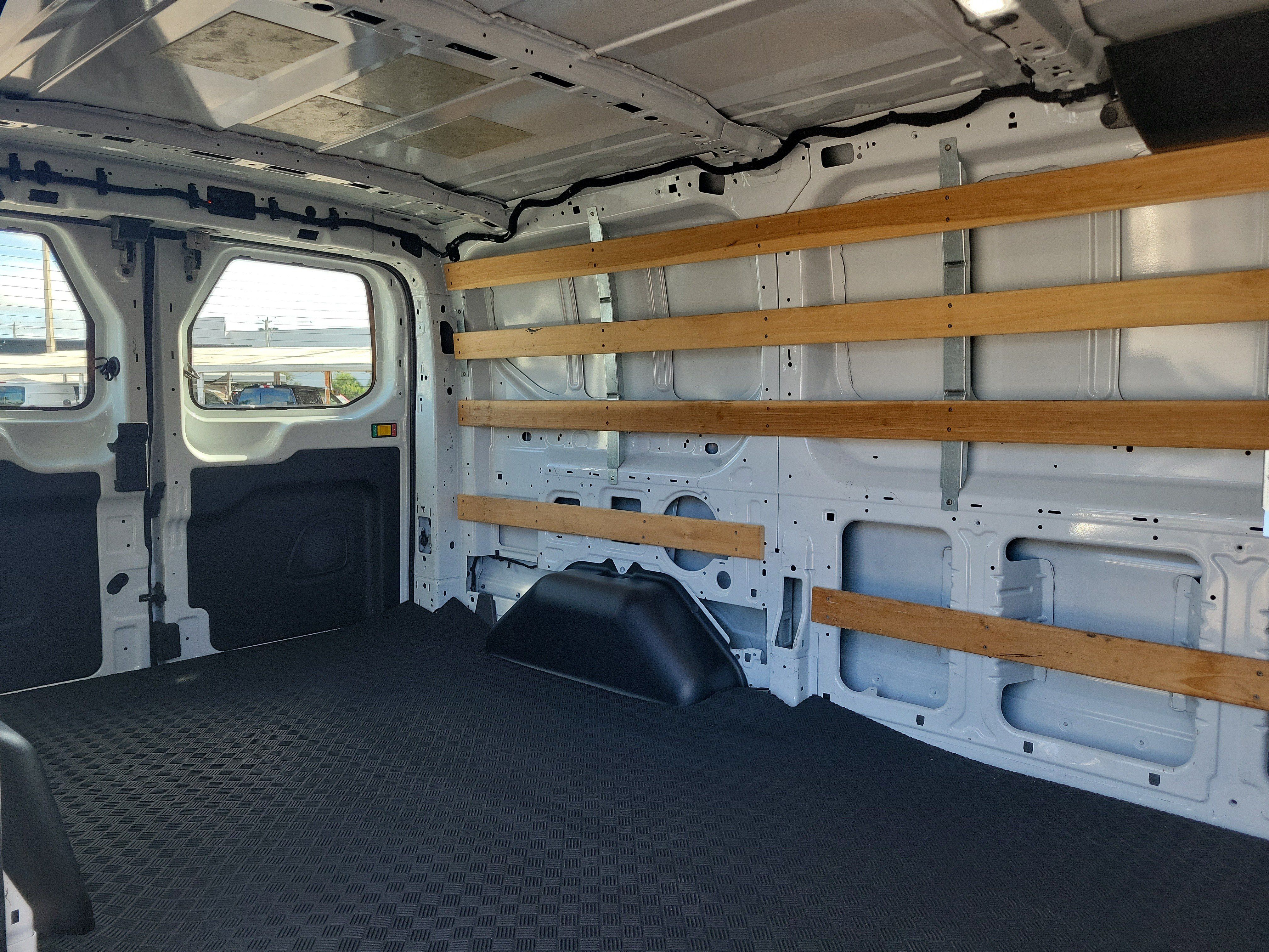 Used 2025 Ford Transit 250 Low Roof w/ Exterior Upgrade Package RWD image 15