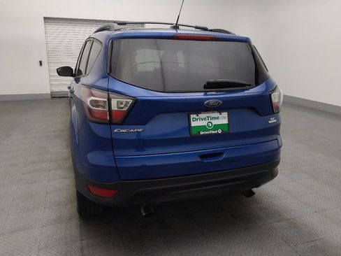 Used 2017 Ford Escape SE w/ SE Sport Appearance Package FWD image 6