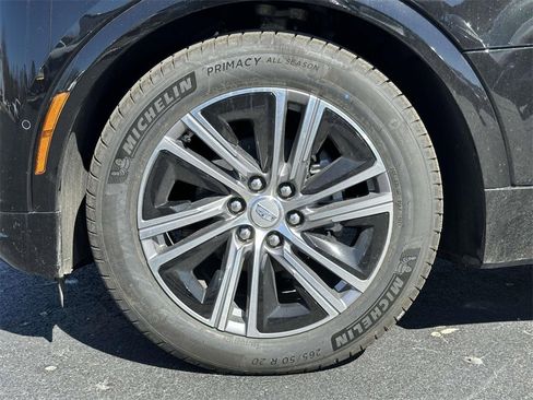 New 2025 Cadillac Lyriq Luxury image 7