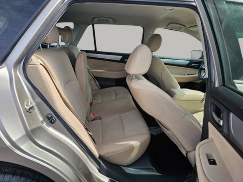 Used 2016 Subaru Outback 2.5i Premium image 24