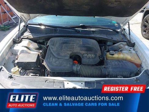 Used 2017 Dodge Charger SE w/ Blacktop Package image 20