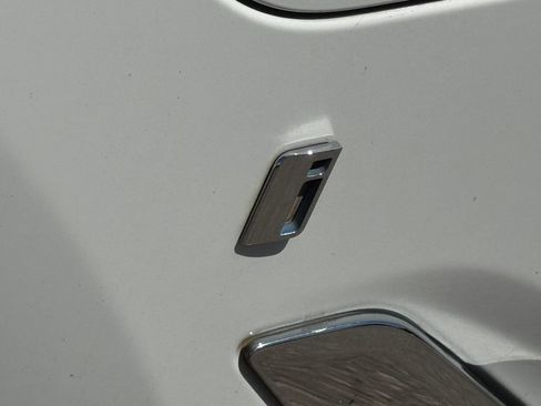Used 2018 BMW 530e RWD image 6