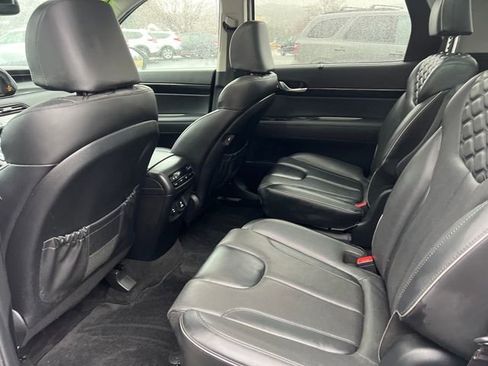 Used 2021 Hyundai Palisade Limited w/ Winter Package image 24