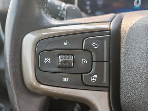 Certified 2022 Chevrolet Silverado 1500 High Country w/ Technology Package AWD/4WD image 37