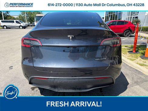 Used 2024 Tesla Model Y Long Range AWD/4WD image 7